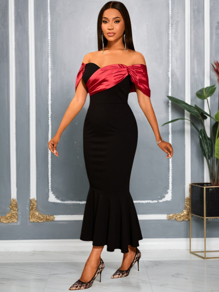 Women Elegant sleeveless evening dress with voluminous waist ruffle StylebySassy
