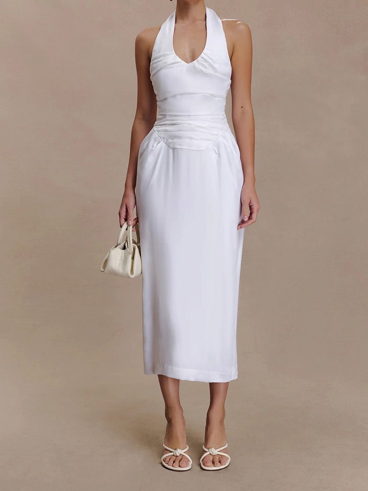 Women's elegant and figure-hugging midi dress with halter neckline StylebySassy