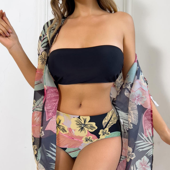 Ladies elegant beach outfit with floral cover-up and matching bikini StylebySassy
