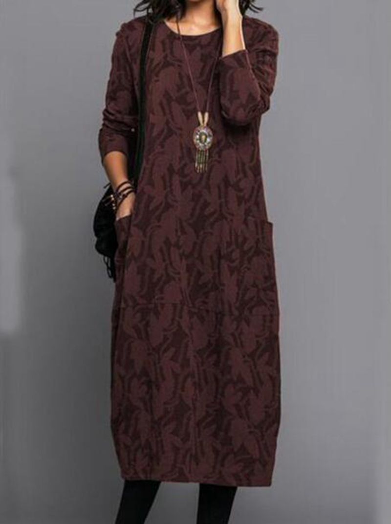 Women's casually cut midi dress made of fine knit with tone-on-tone jacquard, round neckline, and side pockets StylebySassy