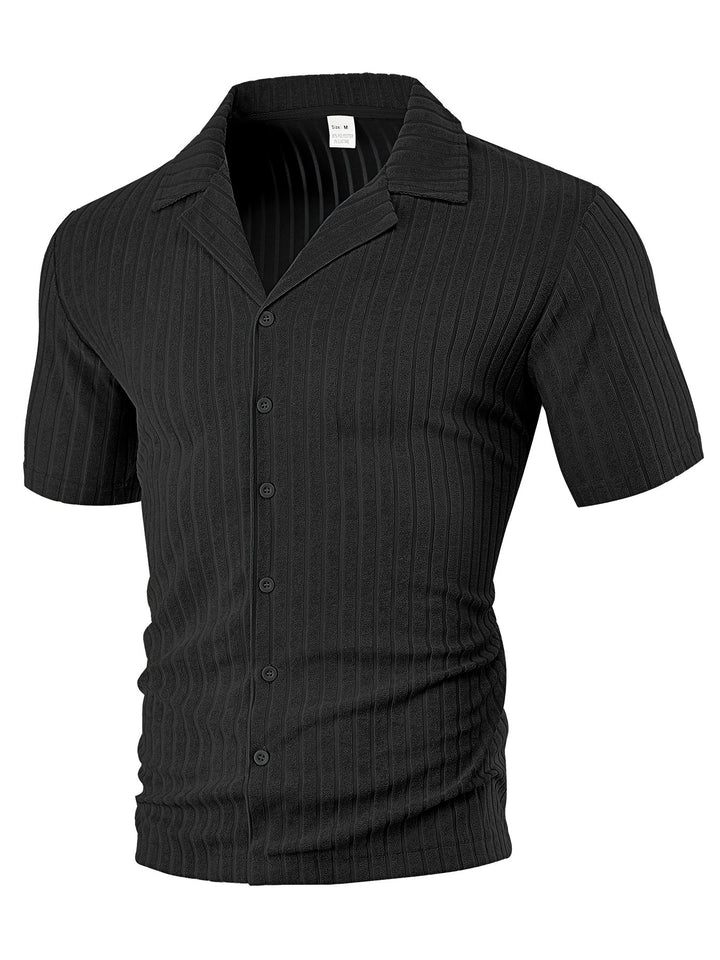 Men's fine ribbed short-sleeve knitted shirt with notch collar and full-button placket StylebySassy