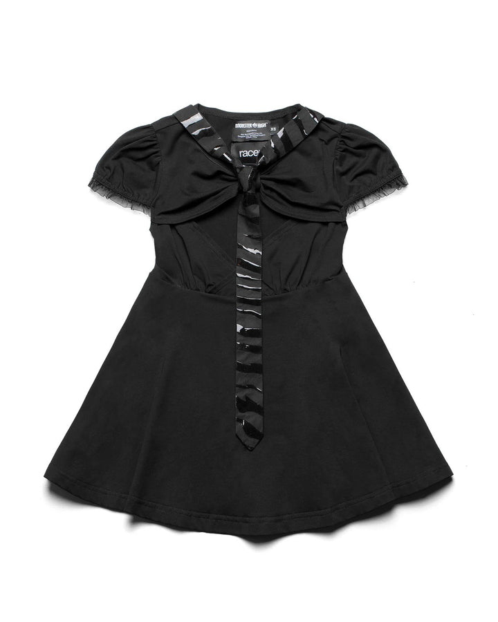 Women playful dress with large collar and fitted design StylebySassy