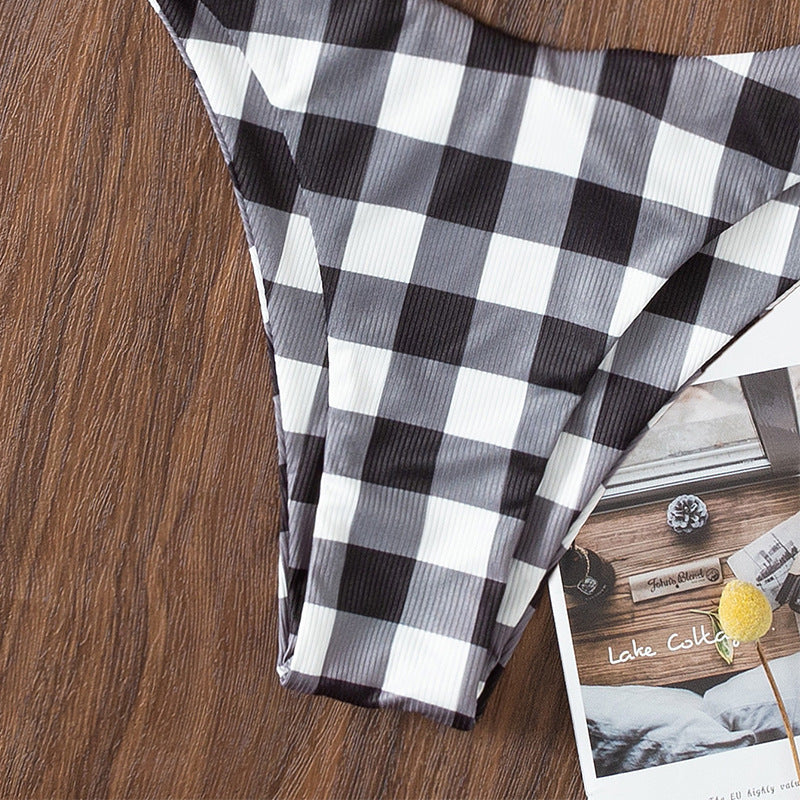 Women’s bikini set with ruffles and gingham pattern StylebySassy