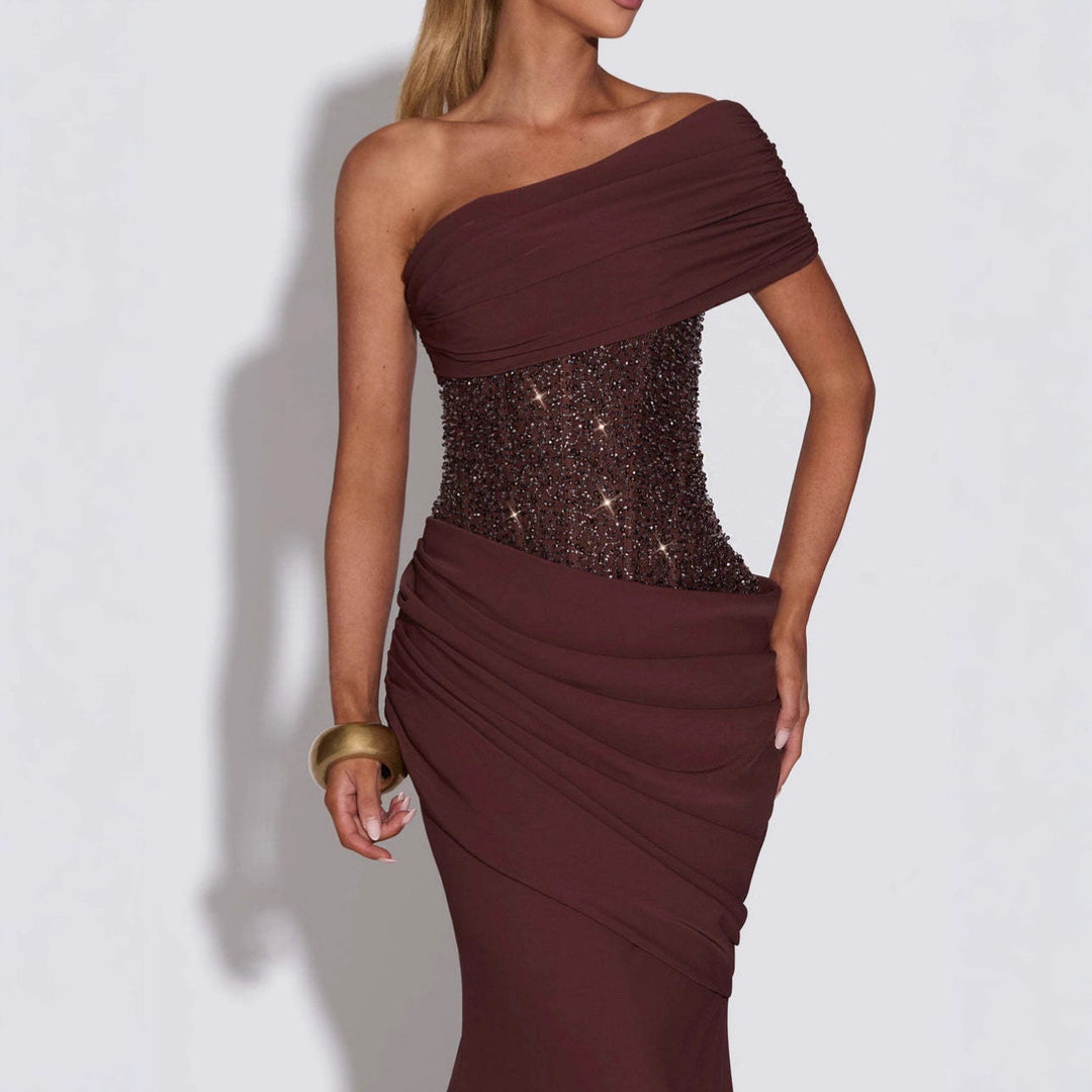Women's Elegant and Figure-hugging Evening Dress with Asymmetrical Neckline StylebySassy
