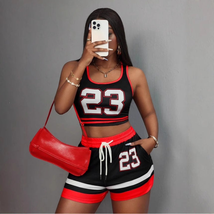 Women’s sporty leisure outfit with crop top and shorts StylebySassy
