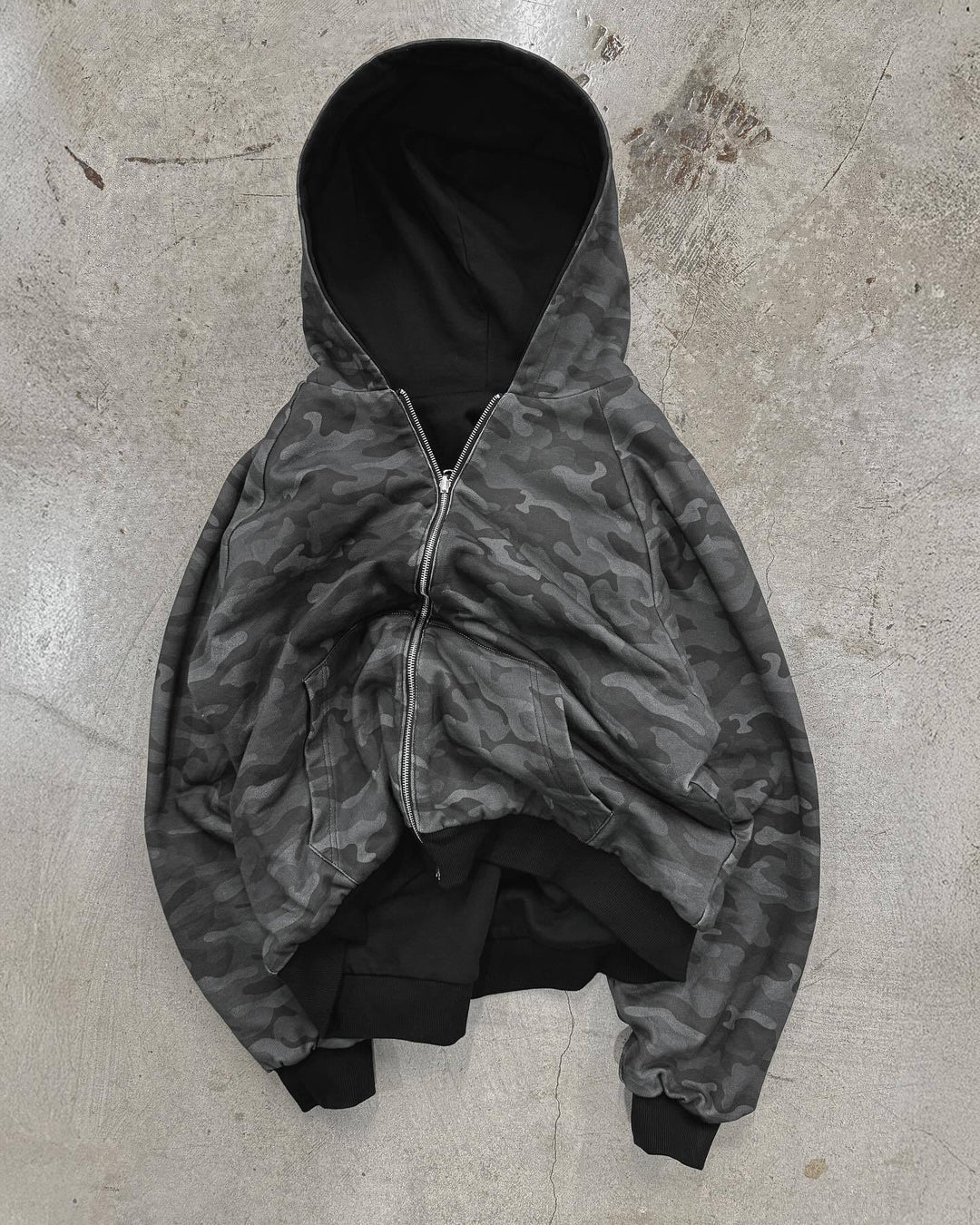 Unisex padded hooded jacket short cut with cross zipper StylebySassy