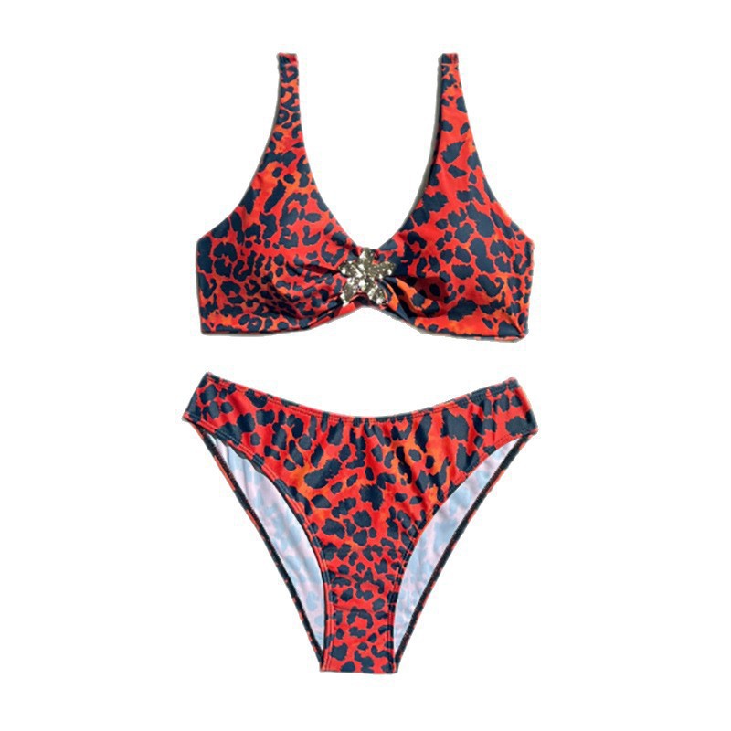 Ladies Bikini Set with fashionable leopard pattern and refined chain accents StylebySassy