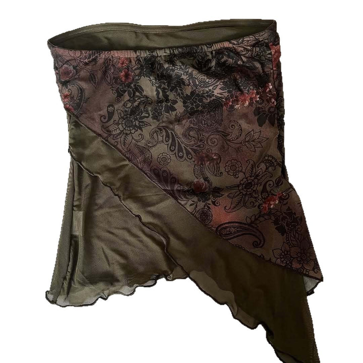 Women's refined top with floral design and asymmetrical cut StylebySassy