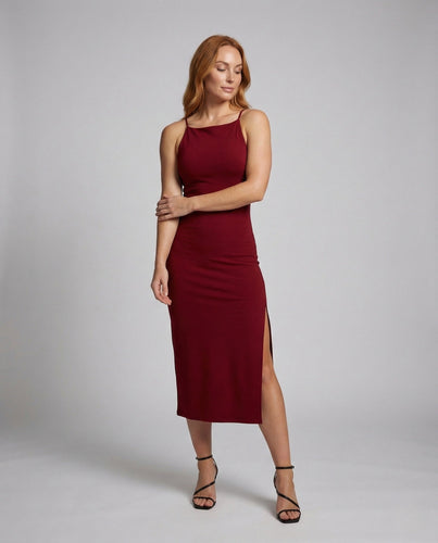 Women's Figure-Hugging Evening Dress with Leg Slit