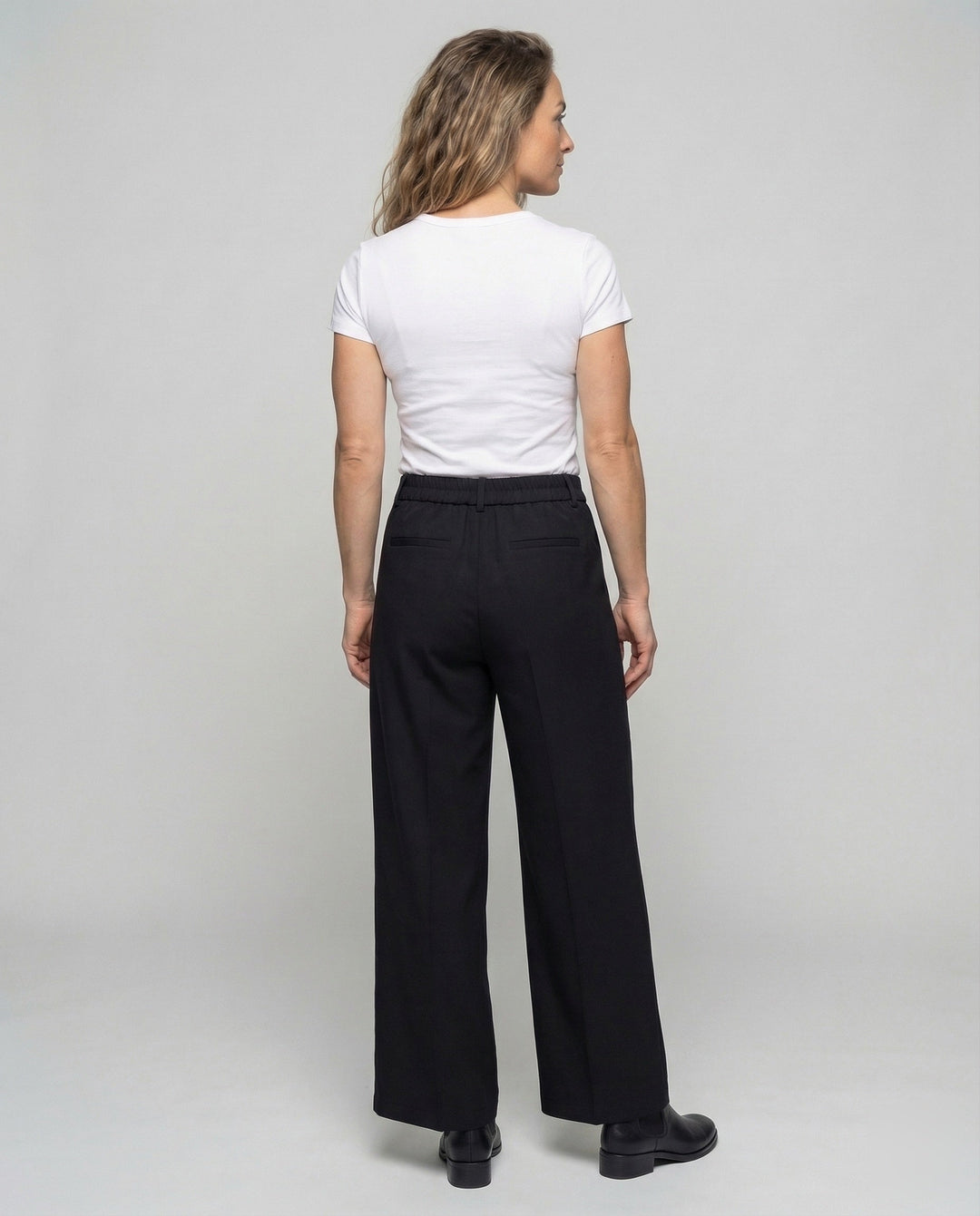 Product 15540737442122 - back_view