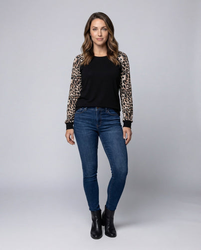 Women's Raglan Long Sleeve Shirt Leopard Sleeves