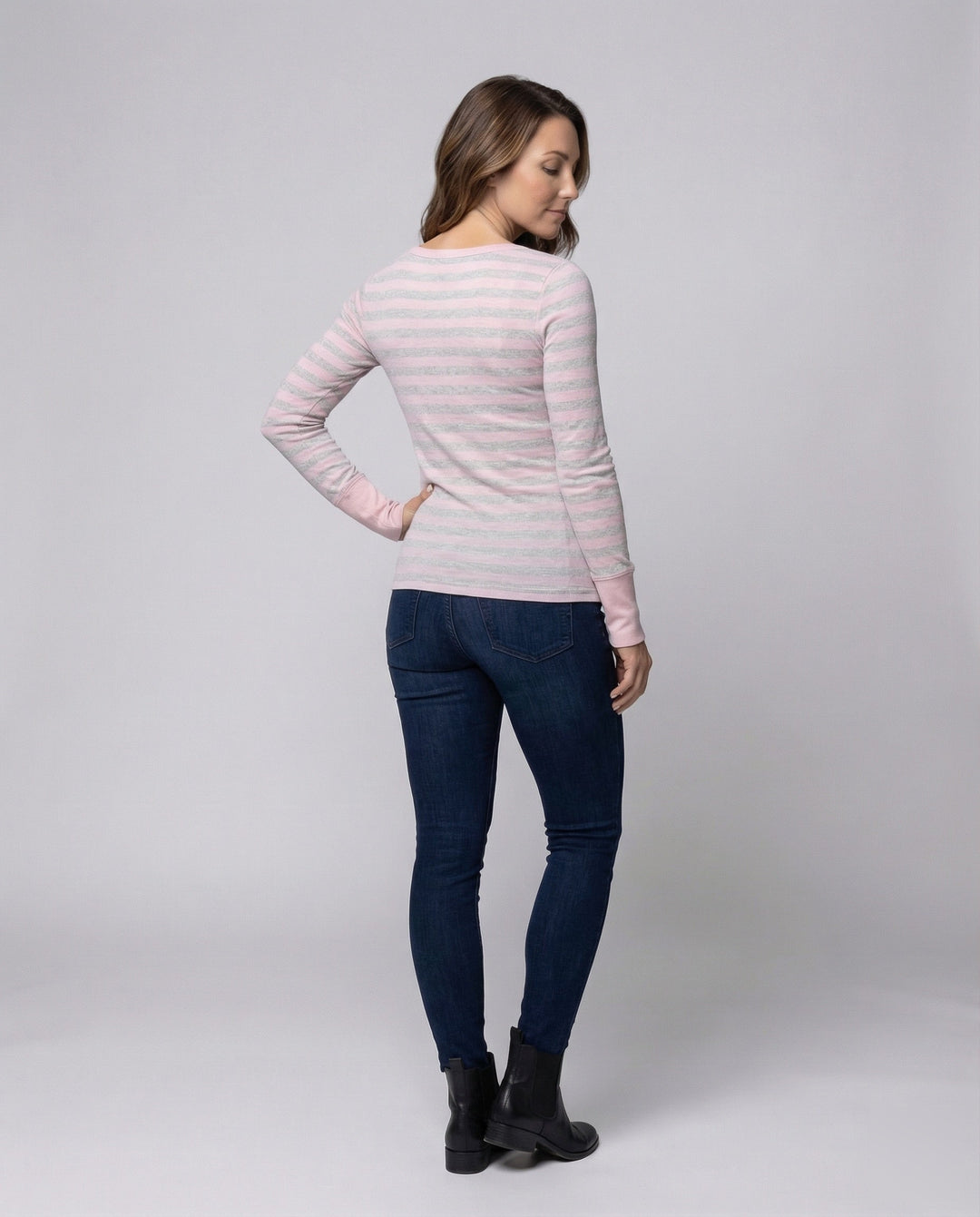 Product 15546906607946 - back_view