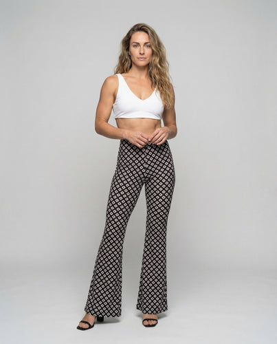 Women's high-waisted flared pants with diamond pattern