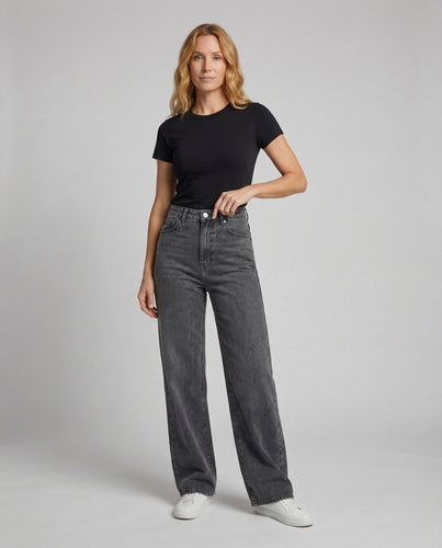 Women's high-waisted oversized denim pants
