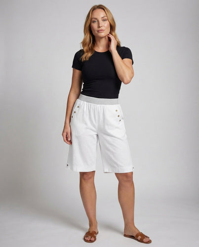 Women's knee-length linen Bermuda