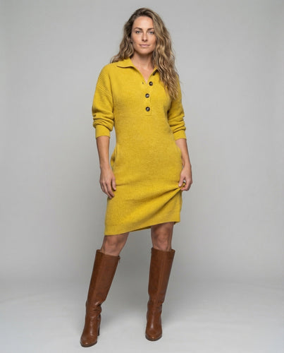 Women's casual knitted midi dress.