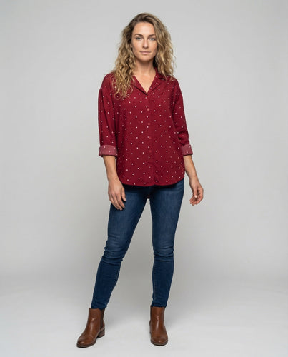 Women’s casual shirt blouse top.