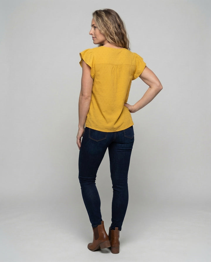 Ladies lightweight structured cotton-linen blouse.