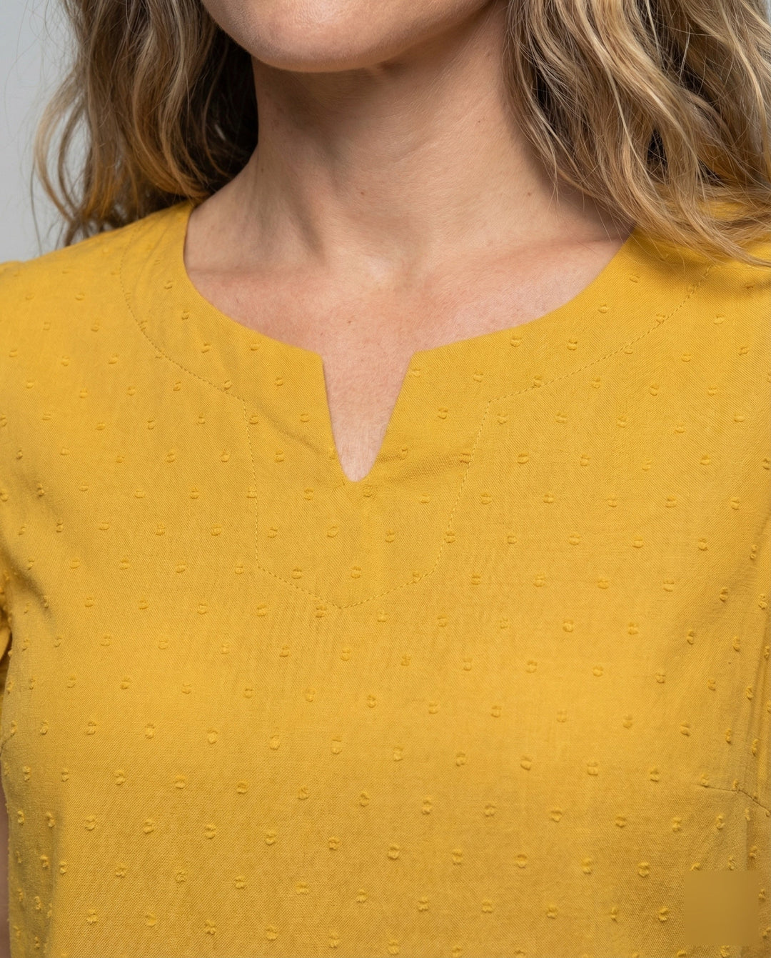 Women's lightweight textured cotton-linen blouse.