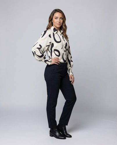 Ladies T-shirt set made of cotton blend with tailored fit.