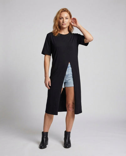 Women's suit palazzo pants with a high waist and front pleats.