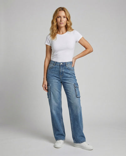 Women's wide cargo jeans with high waist