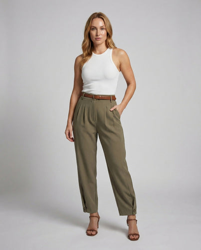 Women's high-waisted culotte pants with crease