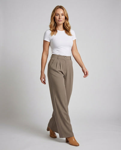 Women's high-waisted pleated trousers with wide leg