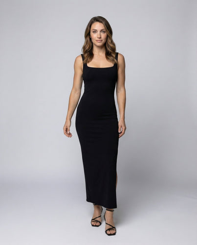 Ladies contoured long dress with square neckline