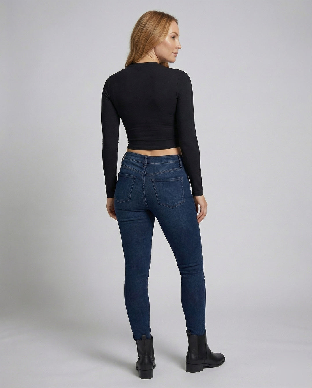 Product 15550456267082 - back_view