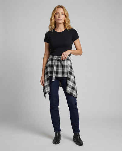 Women's wrap skirt with asymmetric pointed hem