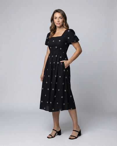 Ladies embroidered midi dress with puff sleeves