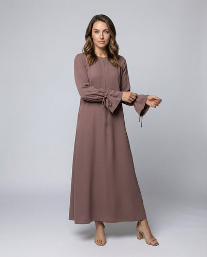 Women's flowing maxi dress with ruffle cuffs