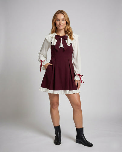 Women romantic mini dress with ruffle collar