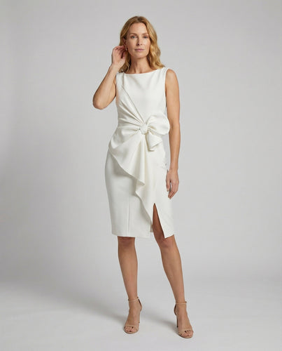 Women's fitted cocktail dress with bow appliqué