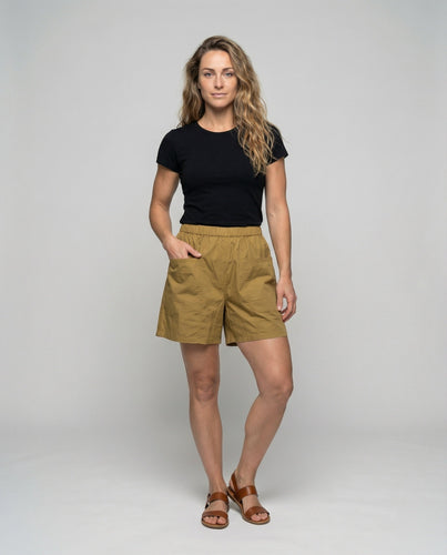 Women's loose-fitting cotton shorts