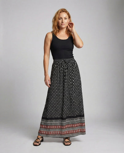 Women's floor-length maxi skirt with leopard print