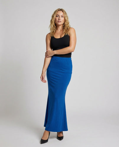 Ladies form-fitting mermaid maxi skirt