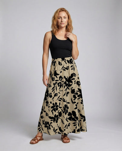 Women's flowy maxi skirt with floral print