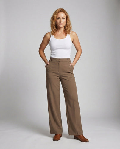 Ladies high-waisted Marlene trousers with crease