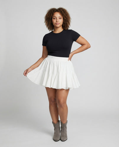 Women's layered short flared skirt with ruffled edge