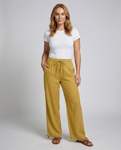Women's airy palazzo beach pants in linen look