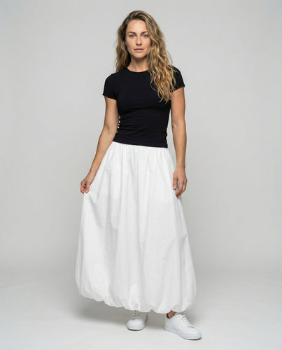 Women's floor-length balloon skirt with gathered hem