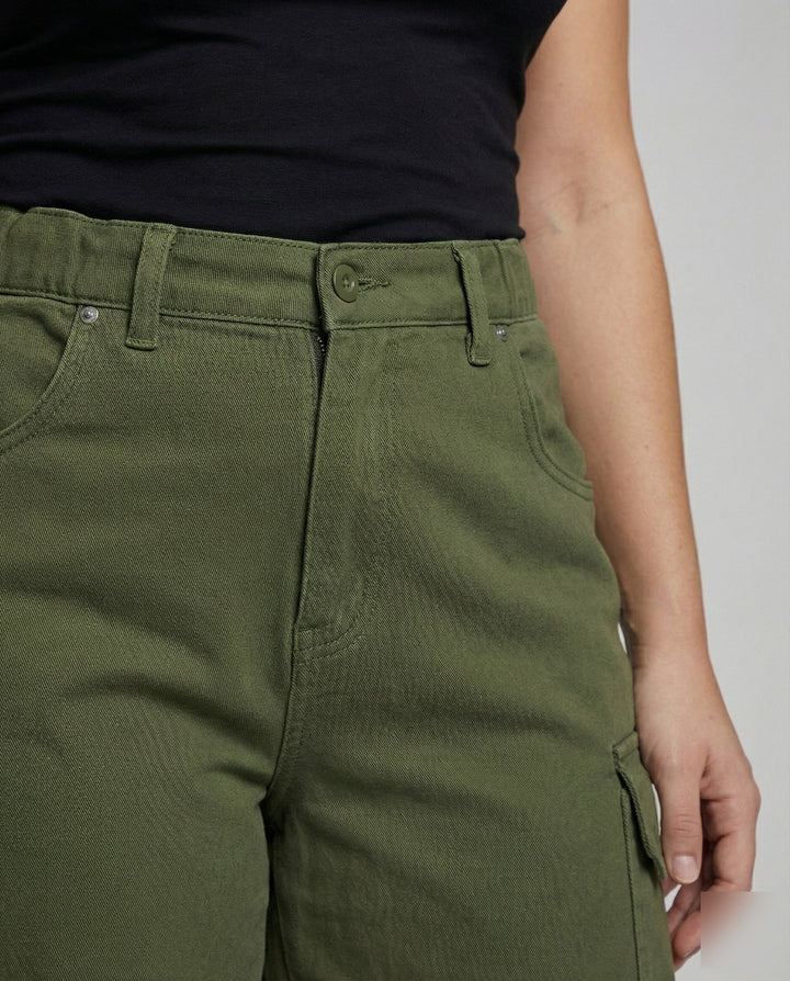 Product 15554198929738 - close_up_detail