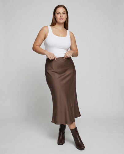 Ladies flowing maxi skirt in satin look