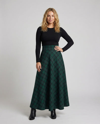Ladies plaid skirt in maxi length with swing