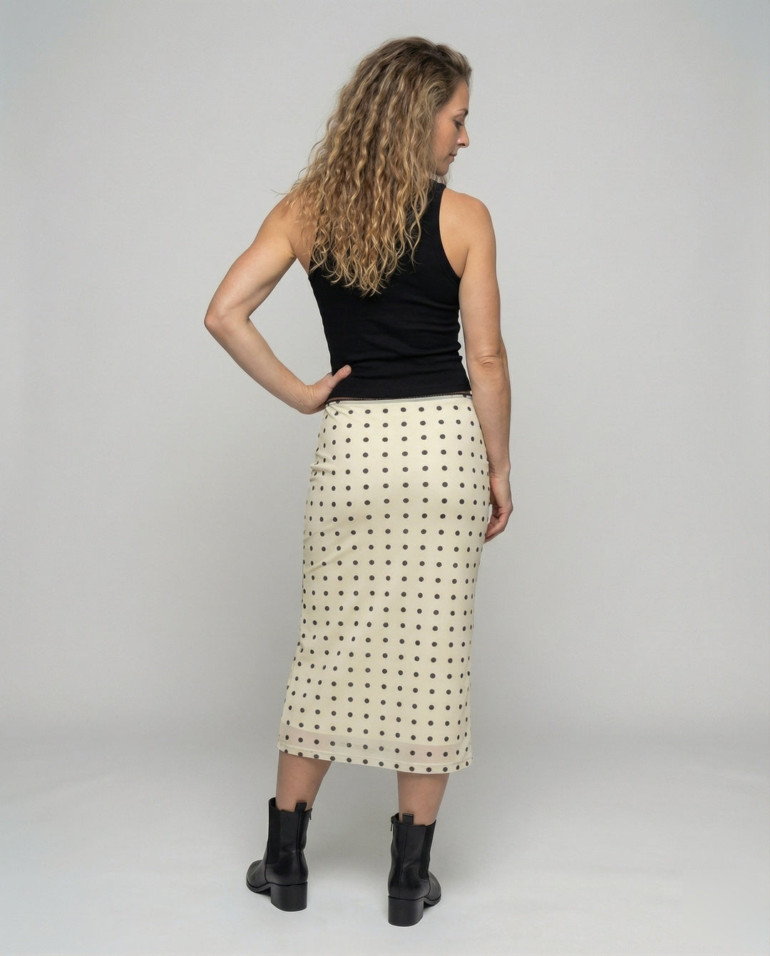 Product 15554224685386 - back_view