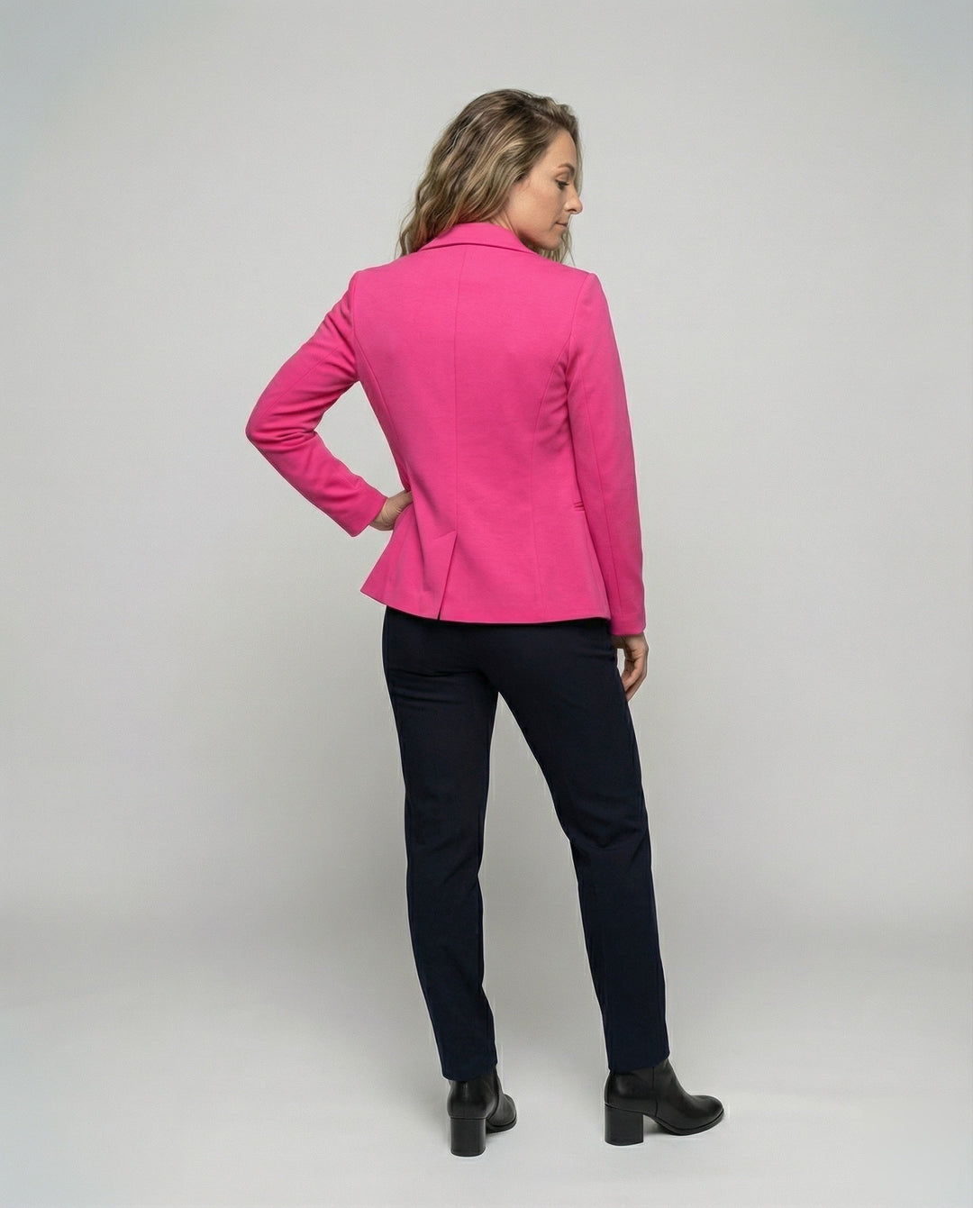 Product 15554224750922 - back_view