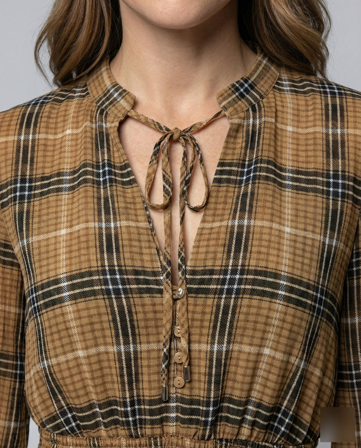 Product 15561018048842 - close_up_detail