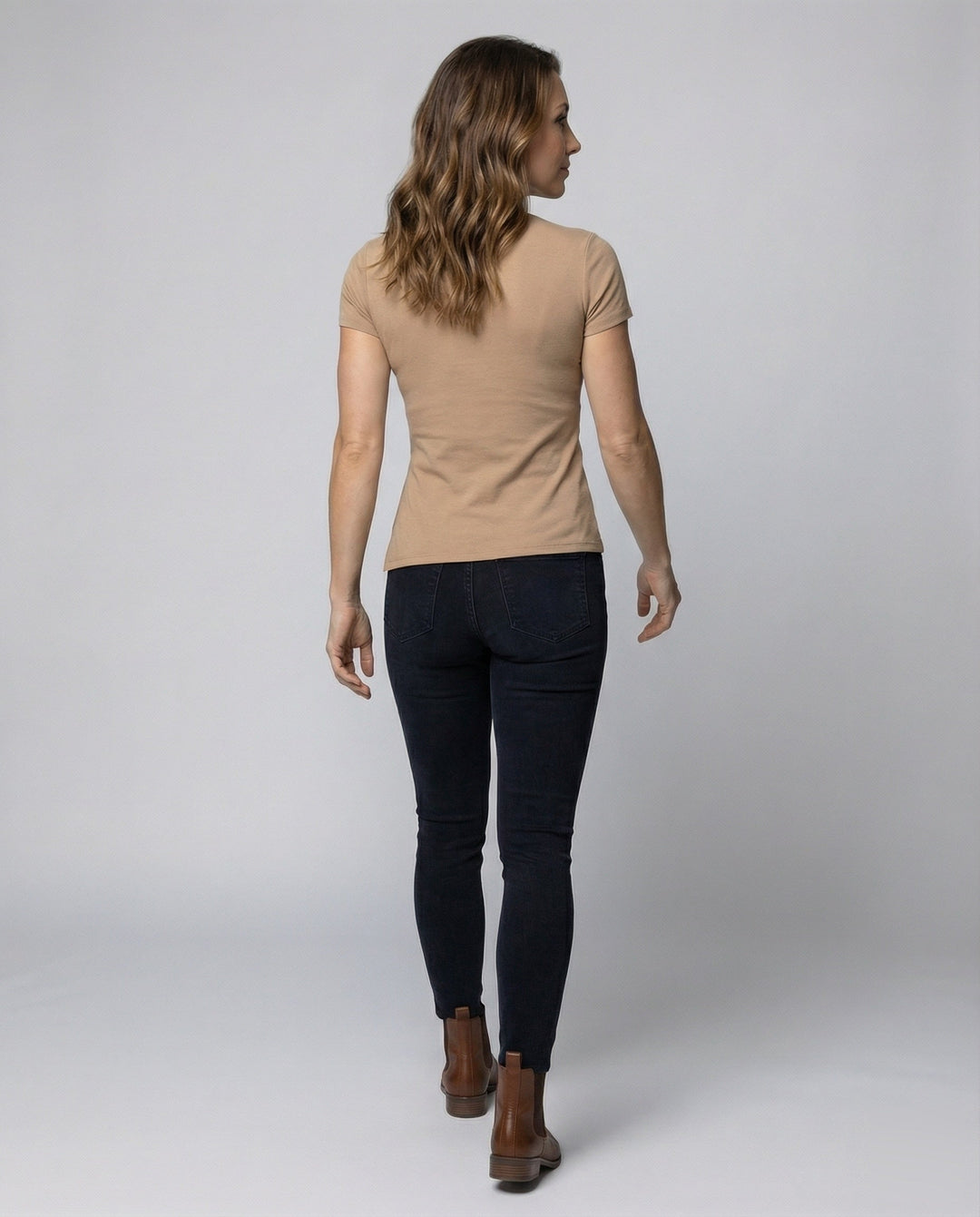 Product 15564290589002 - back_view